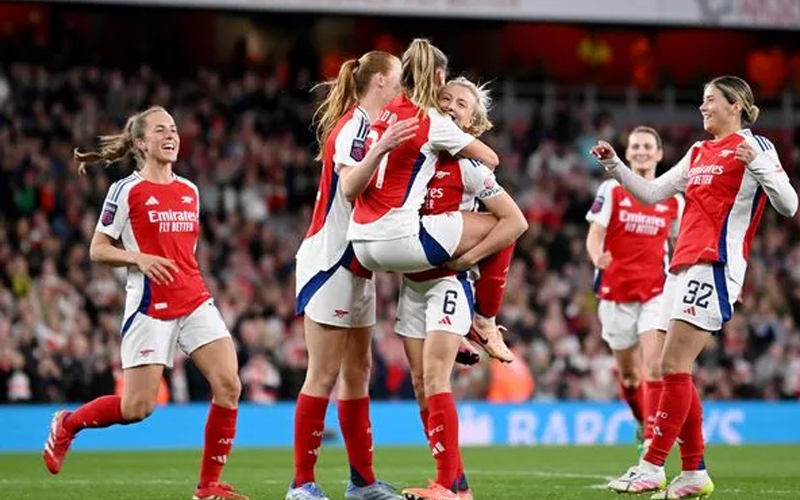 Arsenal FC Featured